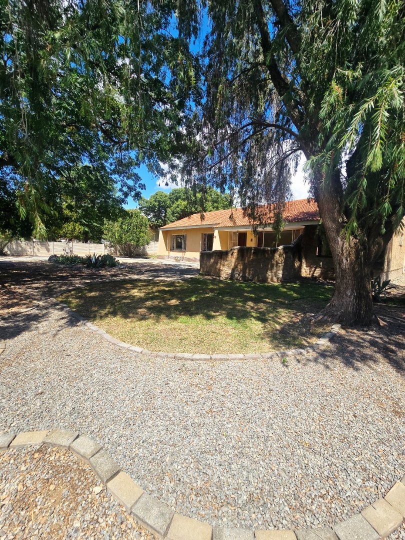 4 Bedroom Property for Sale in La Hoff North West